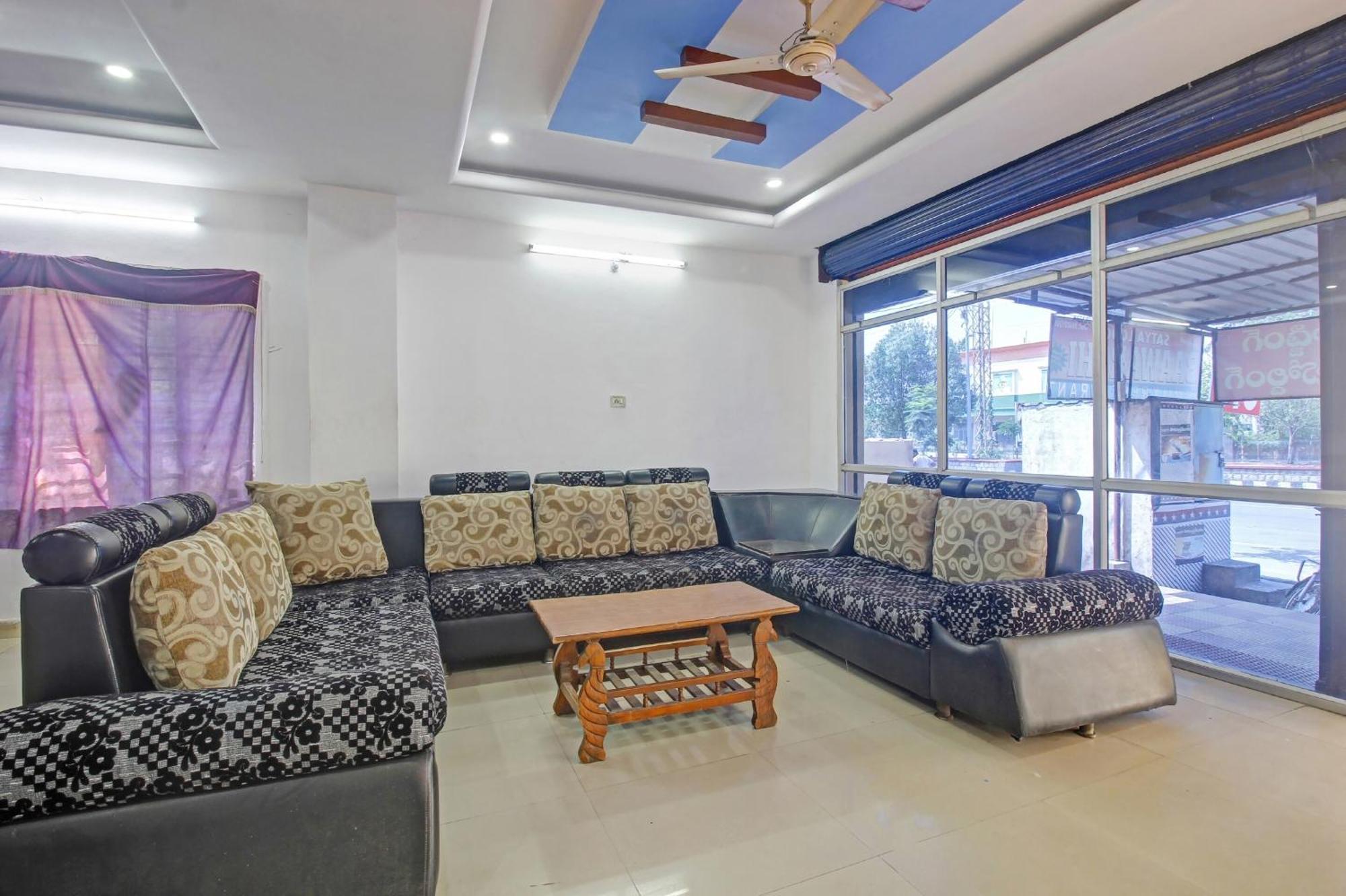 Hotel O Satya Inn Karimnagar 외부 사진