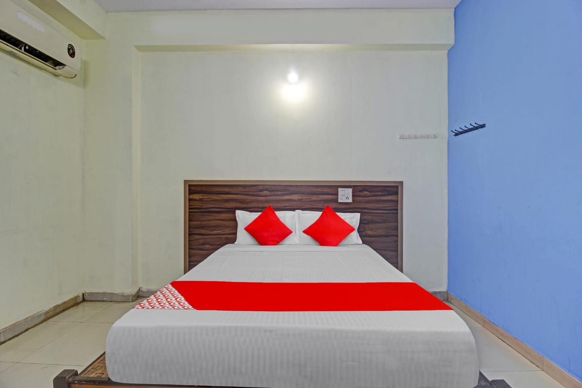 Hotel O Satya Inn Karimnagar 외부 사진